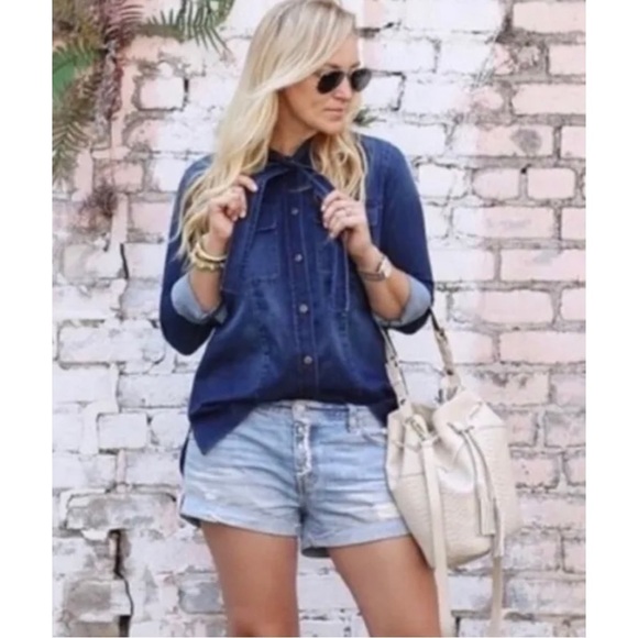 Cabi Womens Sz XS Blue Tie Neck Chambray Denim Button Front Shirt Top Blouse - Picture 7 of 16